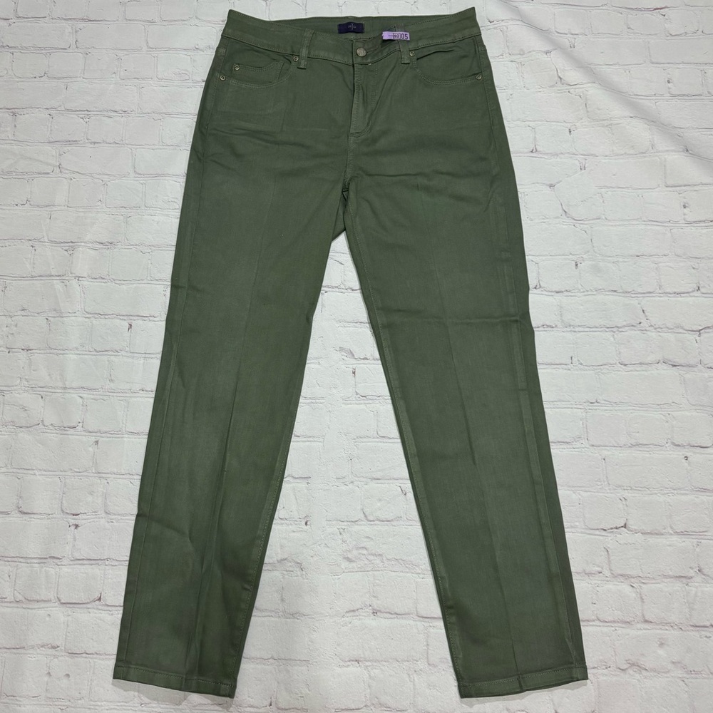 NYDJ NOT YOUR DAUGHTER’S JEANS army green women’s ankle length pants EUC size 8